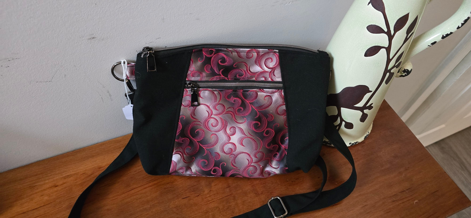 The Dapper Swirl Crossbody 💃🕴️